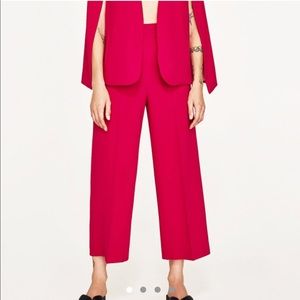 ❌NWT❌ Zara Fuschia Culotte Pants